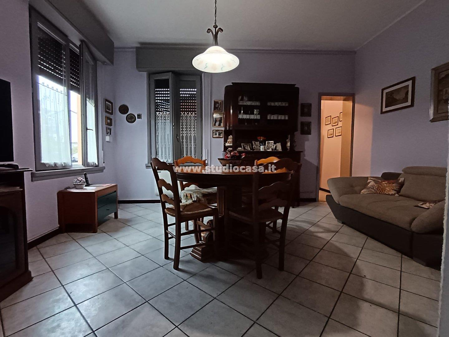 Casa Plurifamiliare in vendita a Pandino