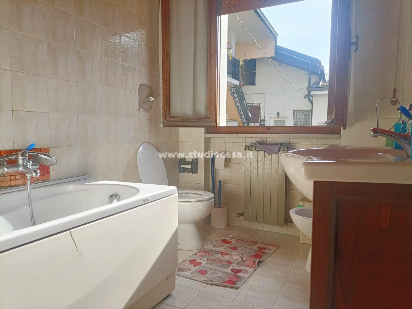 Casa Plurifamiliare in vendita a Pandino