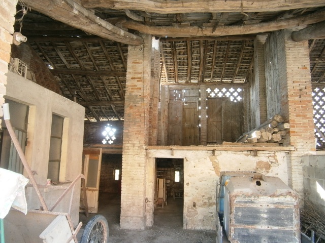 Cascina in vendita a Crespiatica