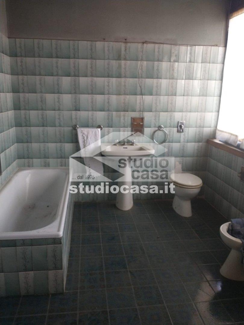 Casa Plurifamiliare in vendita a Vailate