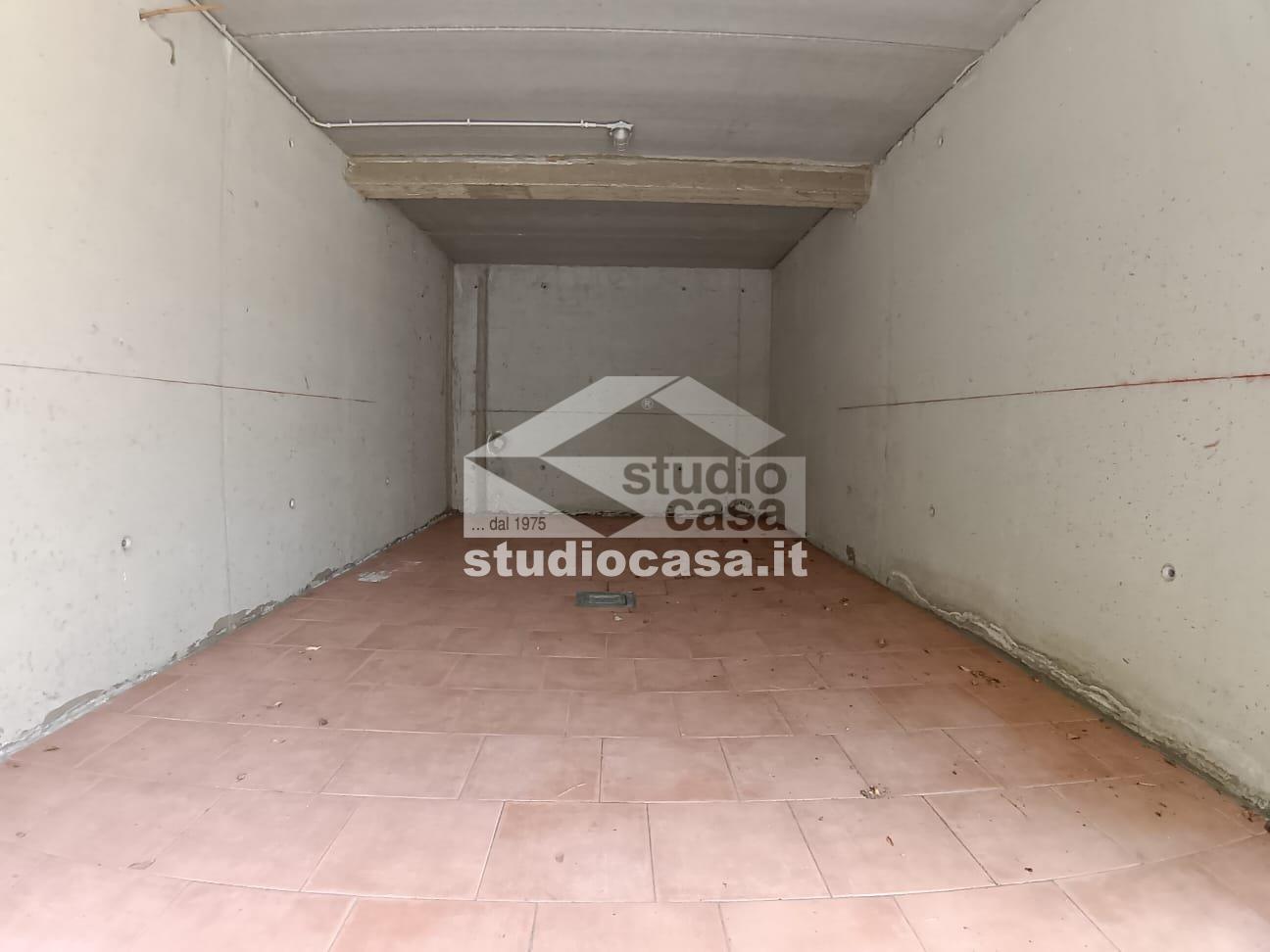 Box / Autorimessa in vendita a Comazzo