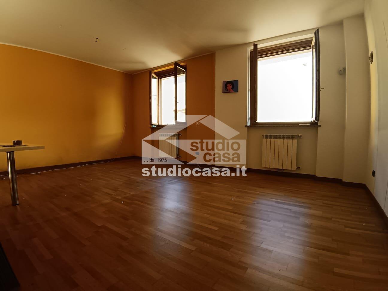 Ufficio in vendita a Pandino