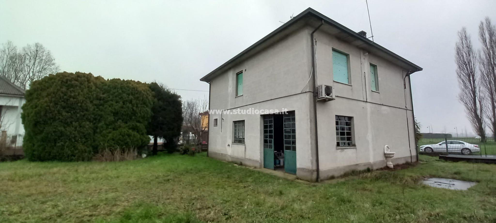 Villa Unifamiliare in vendita a Torlino Vimercati