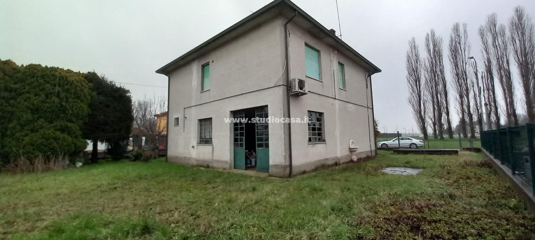 Villa Unifamiliare in vendita a Torlino Vimercati