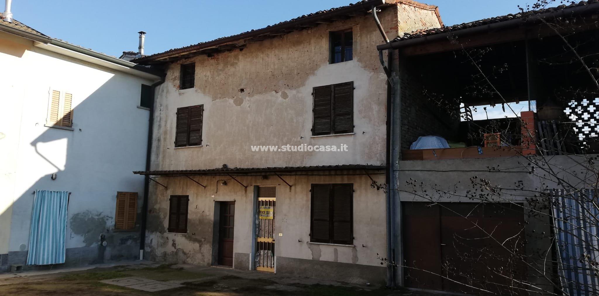 Casa Plurifamiliare in vendita a Crespiatica