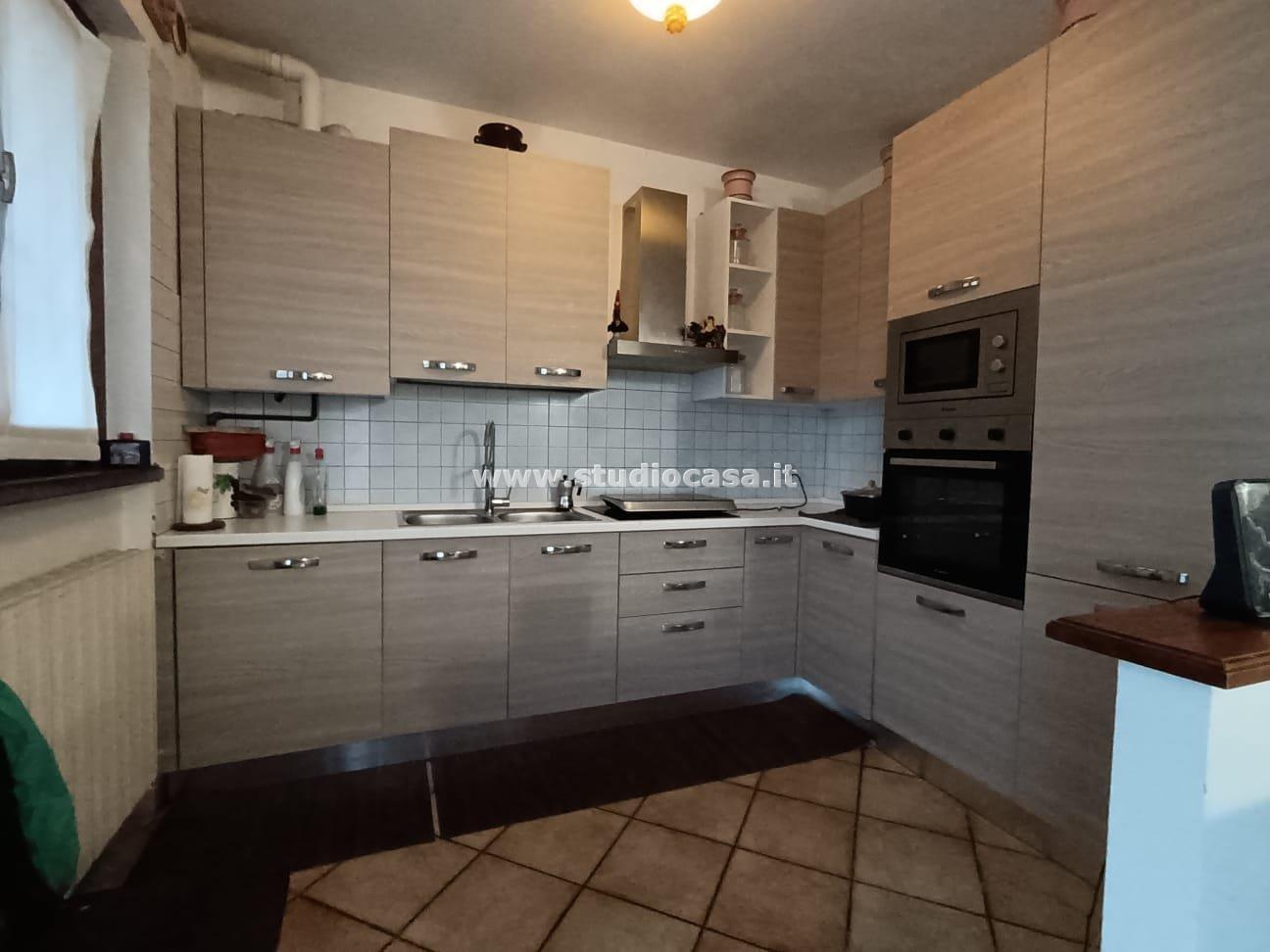 Villa a schiera di testa in vendita a Palazzo Pignano