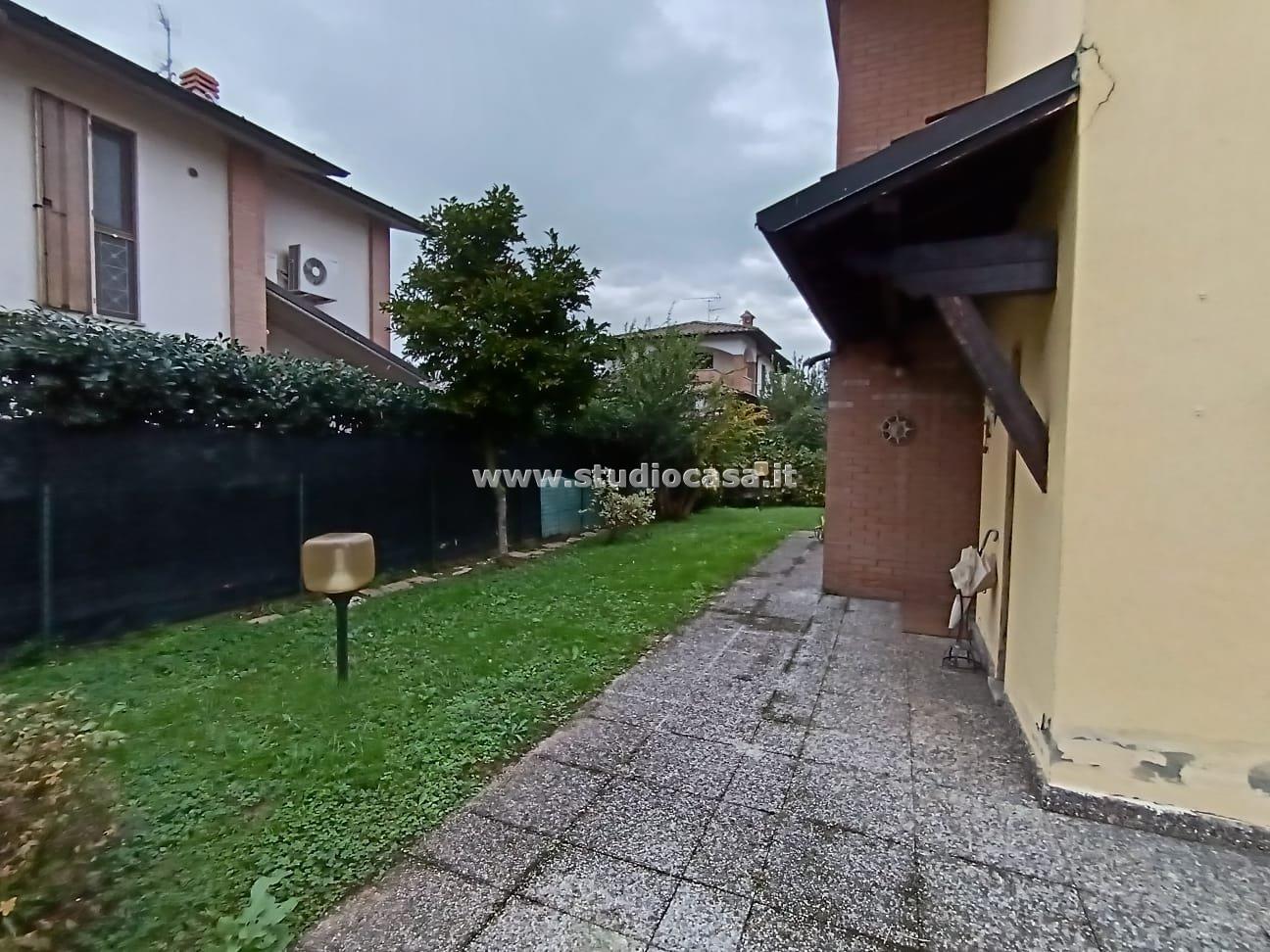 Villa a schiera di testa in vendita a Palazzo Pignano