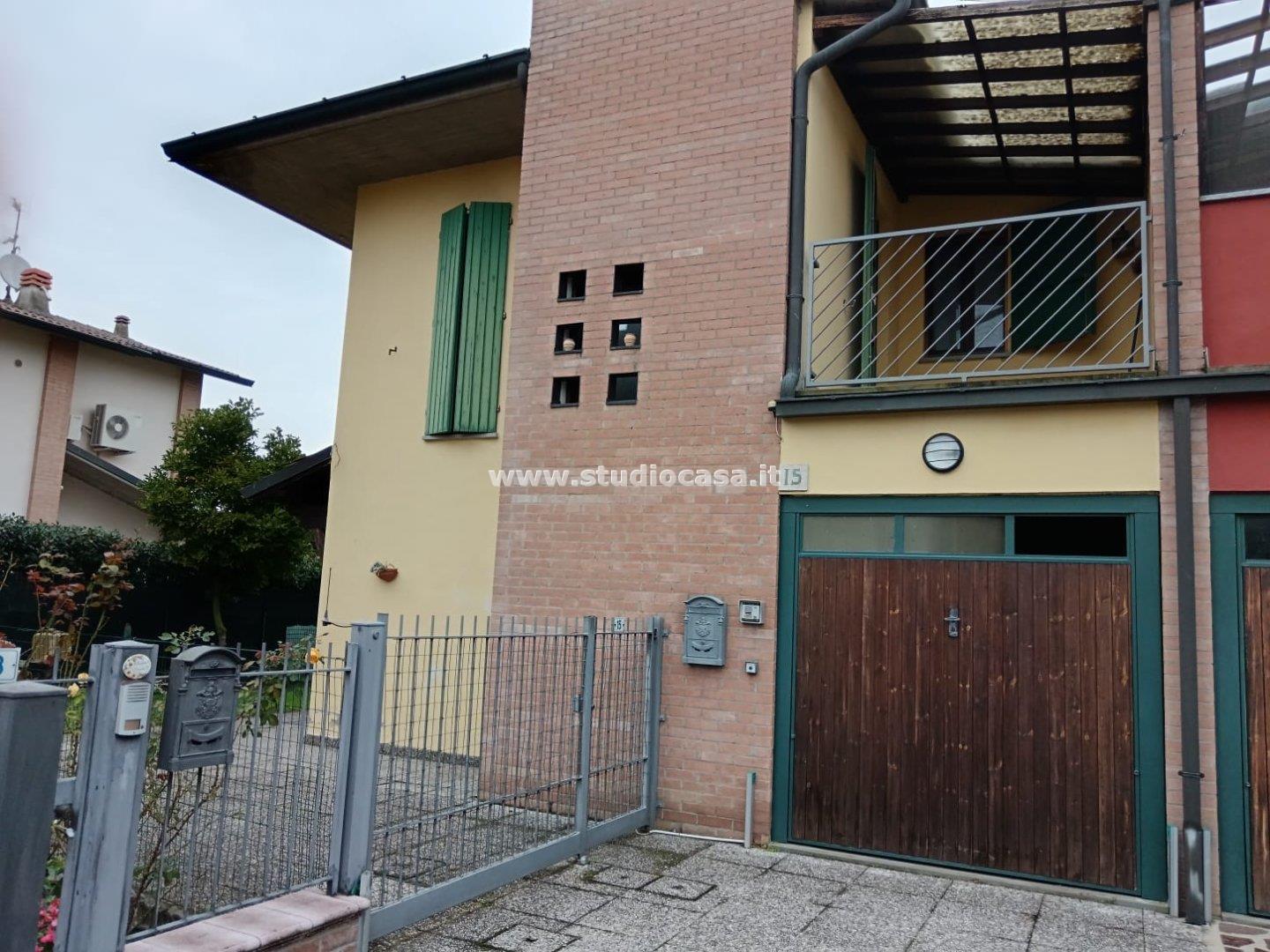Villa a schiera di testa in vendita a Palazzo Pignano