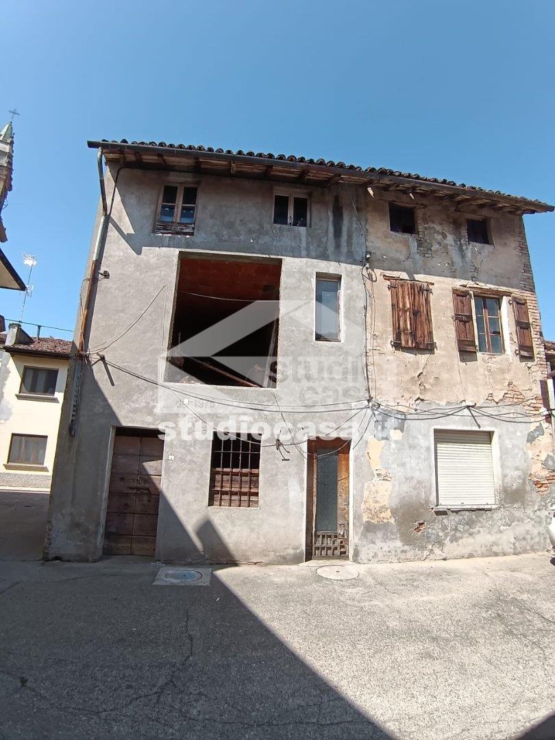 Casa Plurifamiliare in vendita a Trescore Cremasco