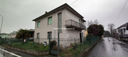 Villa Unifamiliare in vendita a Torlino Vimercati