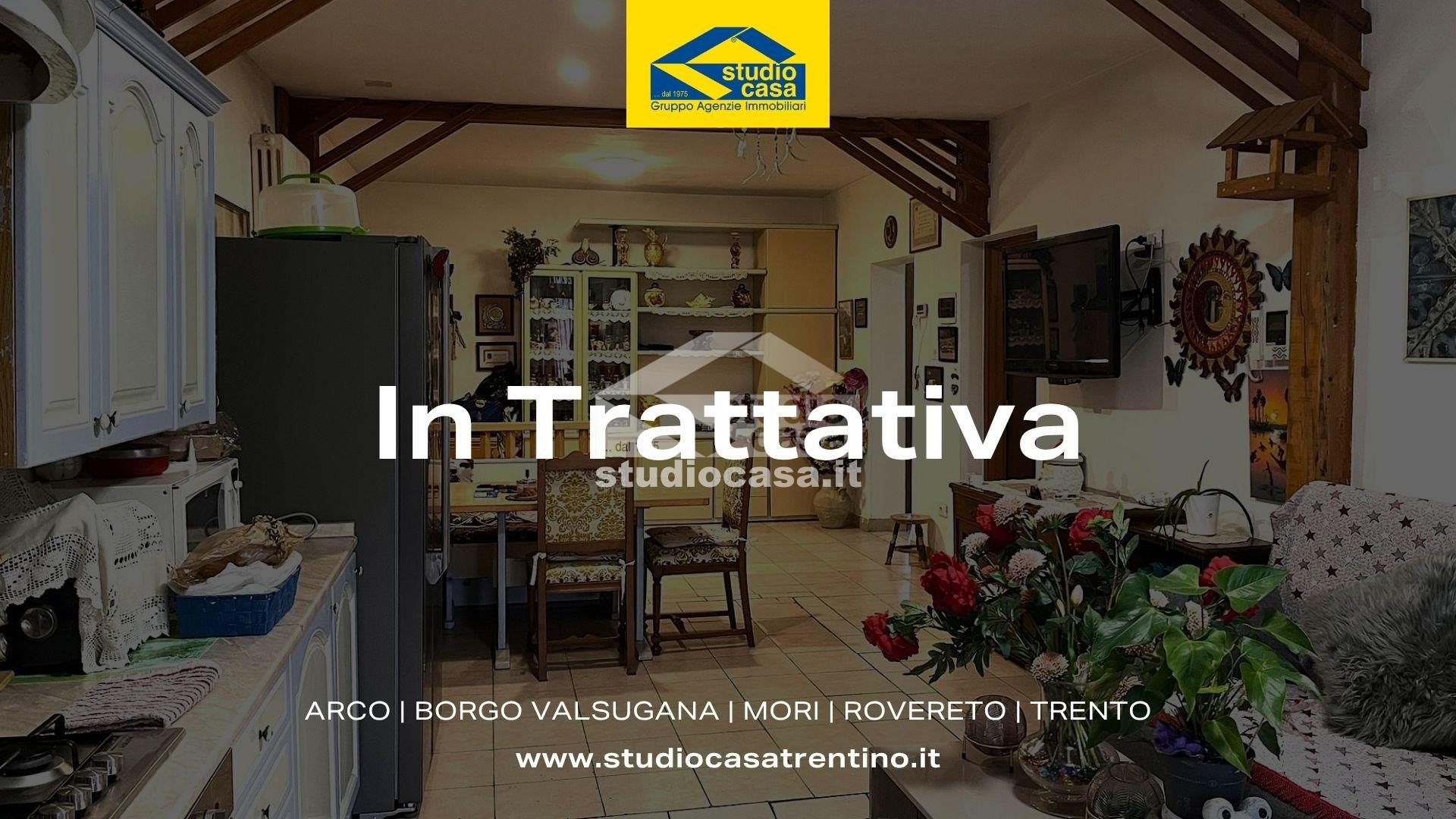 Appartamento in vendita a Vallelaghi