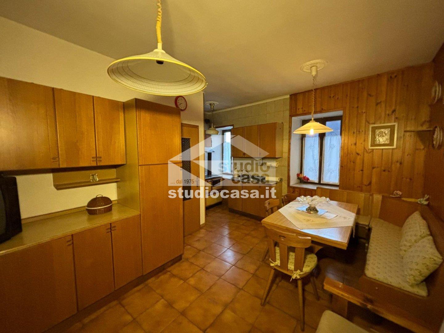 Casa Unifamiliare in vendita a Cimone