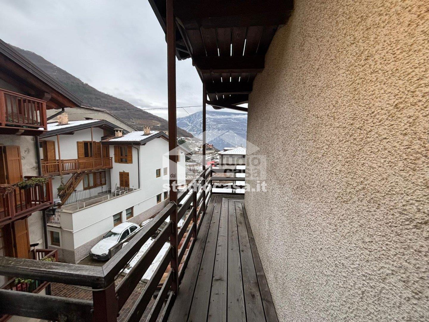 Casa Unifamiliare in vendita a Cimone