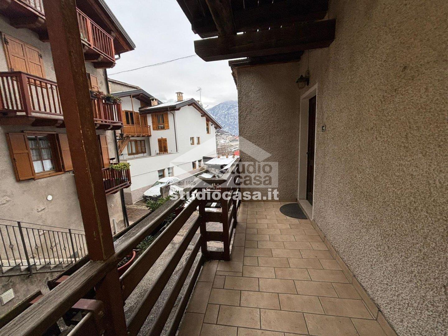 Casa Unifamiliare in vendita a Cimone