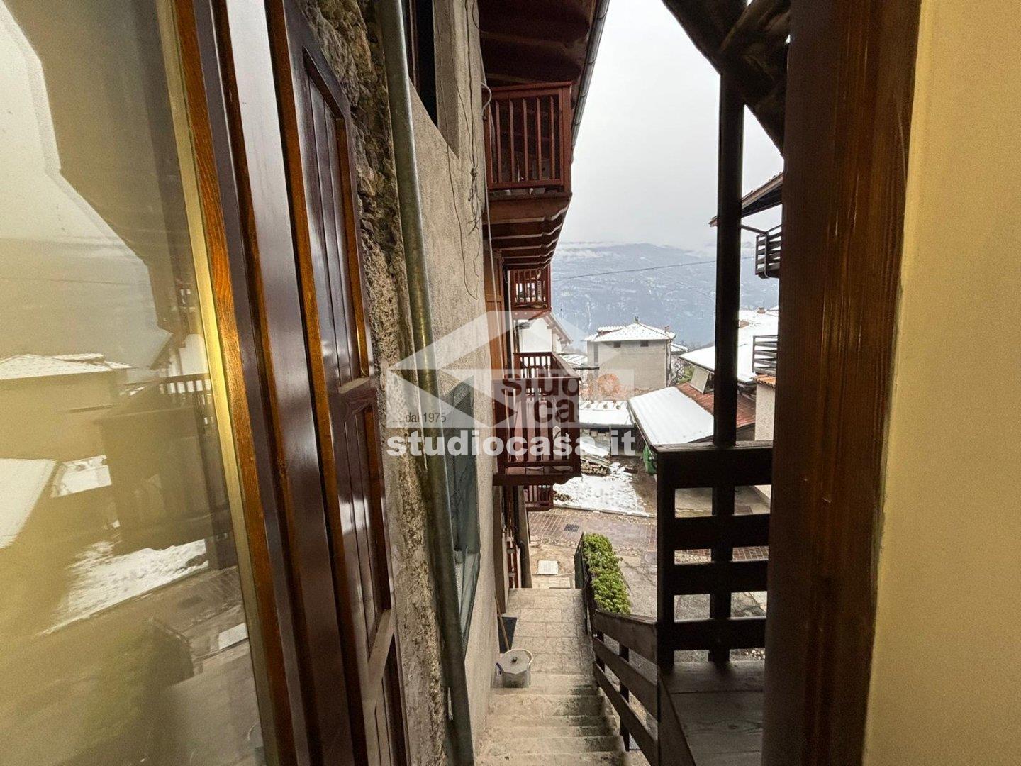 Casa Unifamiliare in vendita a Cimone