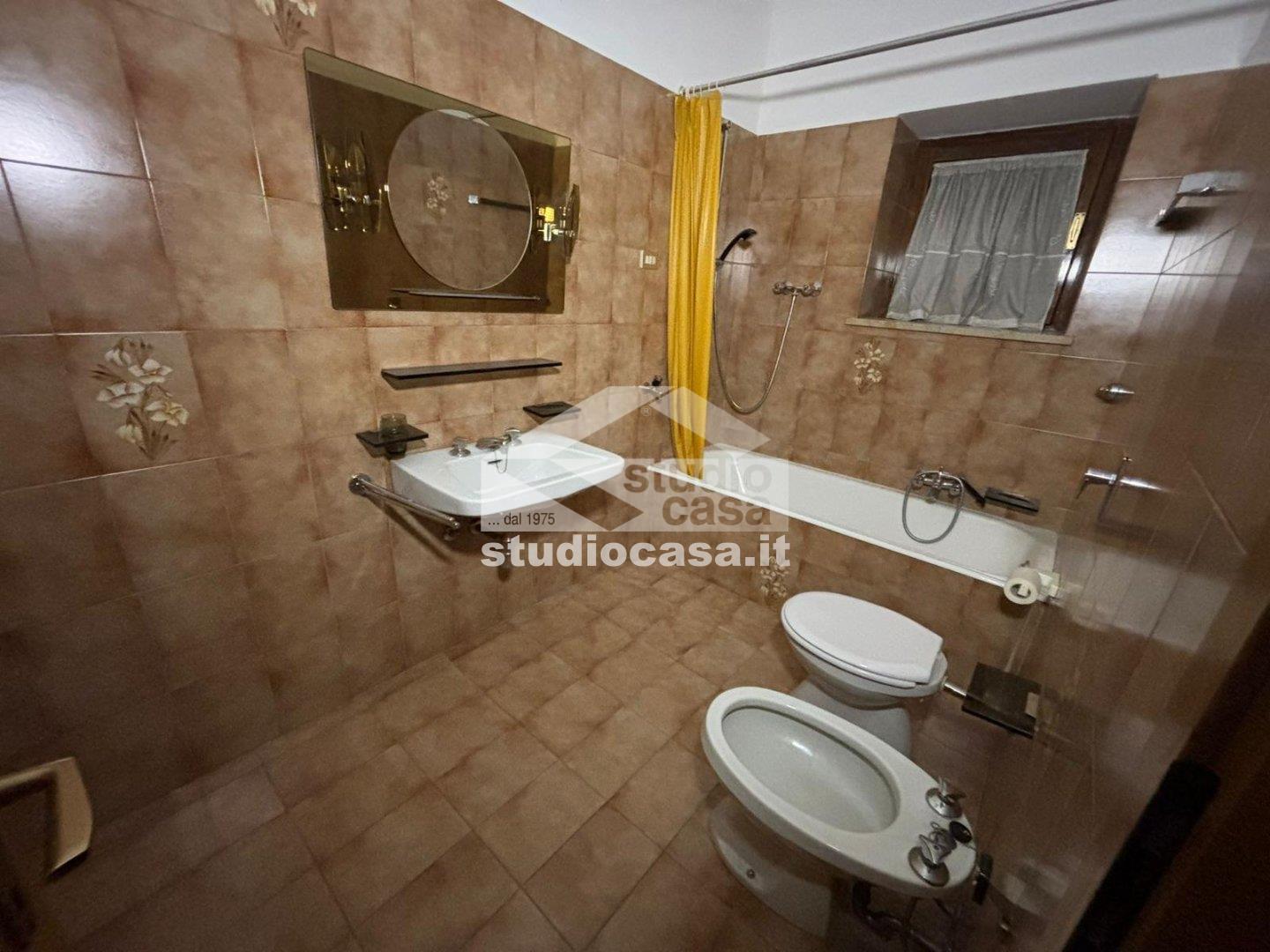 Casa Unifamiliare in vendita a Cimone