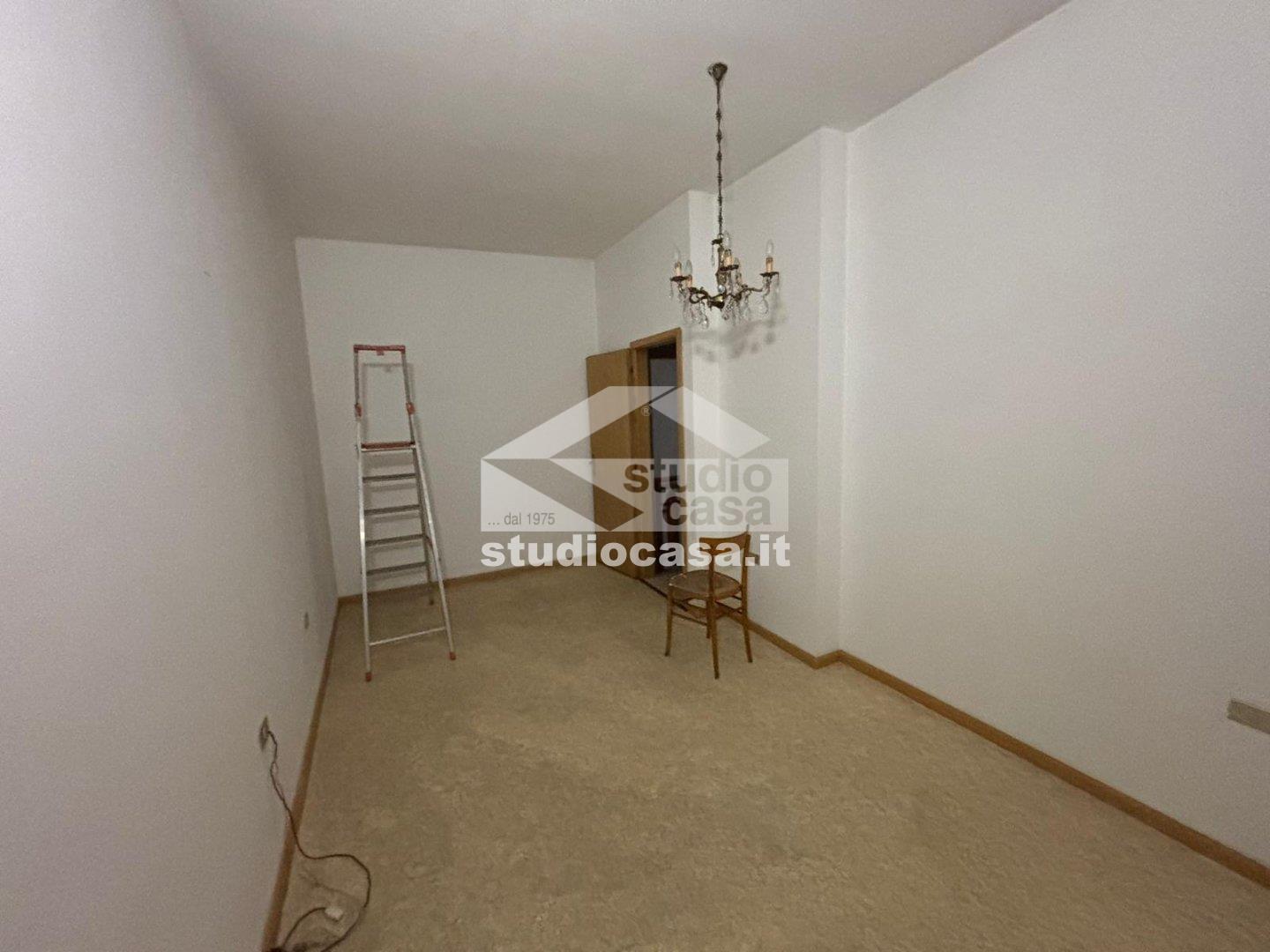 Casa Unifamiliare in vendita a Cimone
