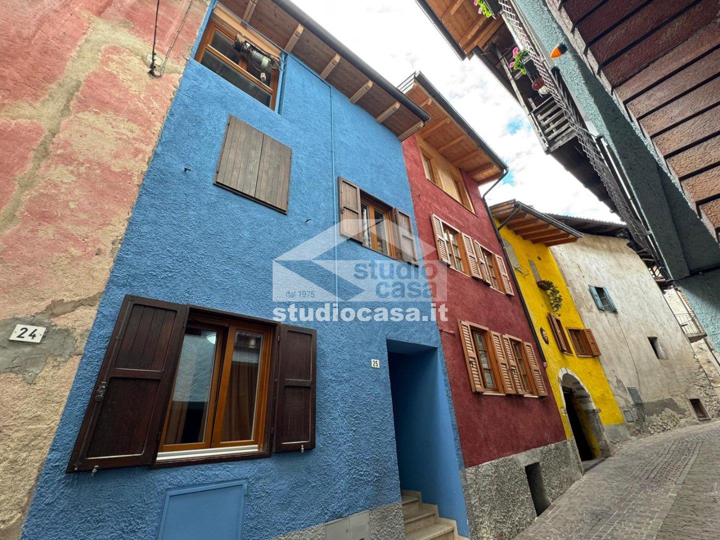 Casa Unifamiliare in vendita a Cimone