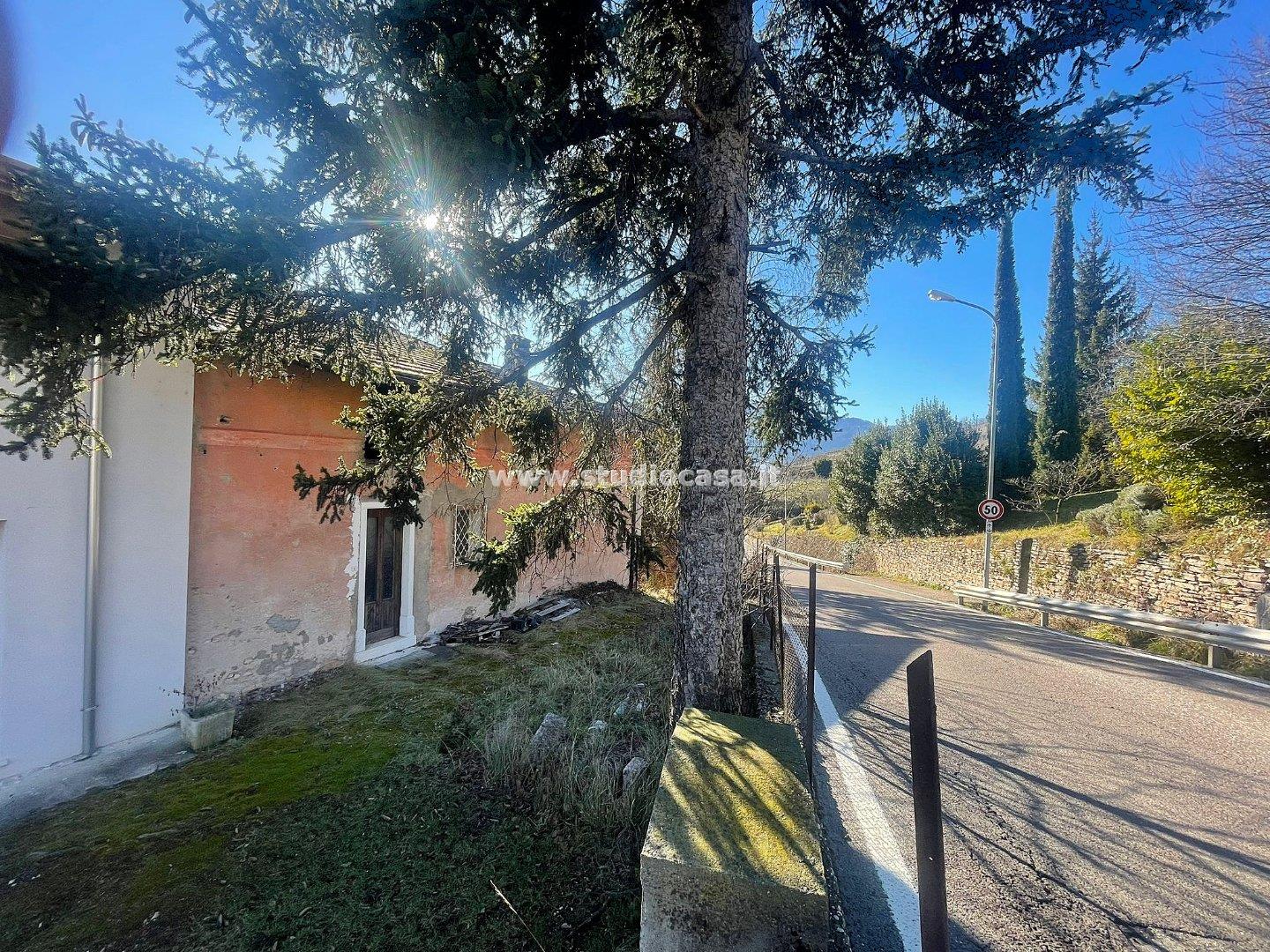 Casa Bifamiliare in vendita a Trento