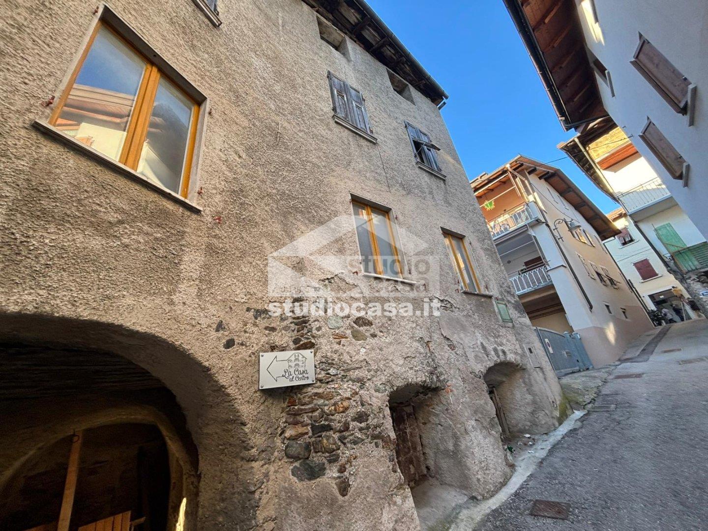 Casa Unifamiliare in vendita a Levico Terme