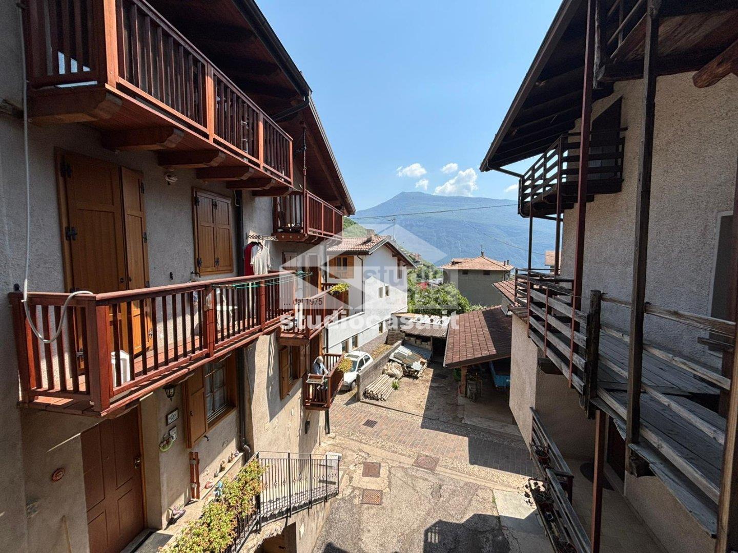 Casa Unifamiliare in vendita a Cimone