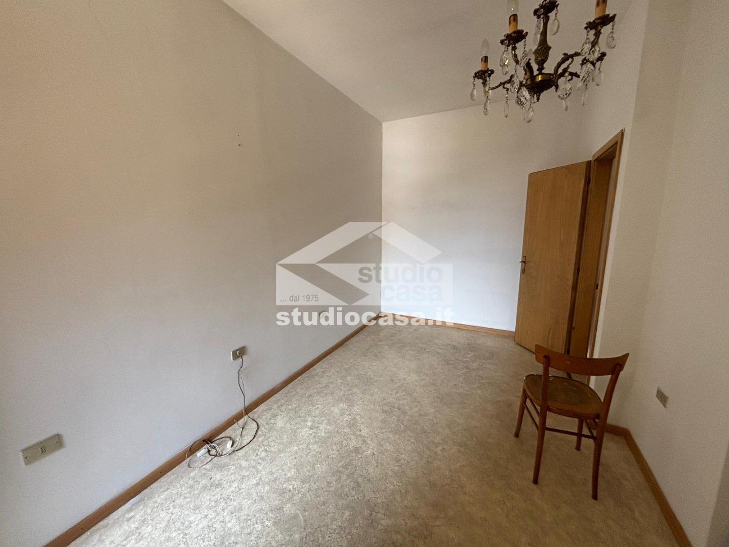 Casa Unifamiliare in vendita a Cimone