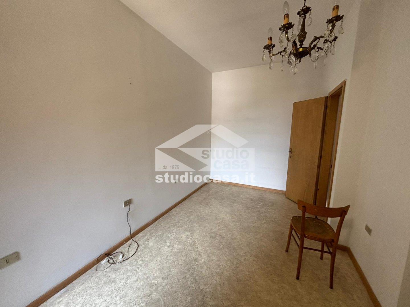 Casa Unifamiliare in vendita a Cimone