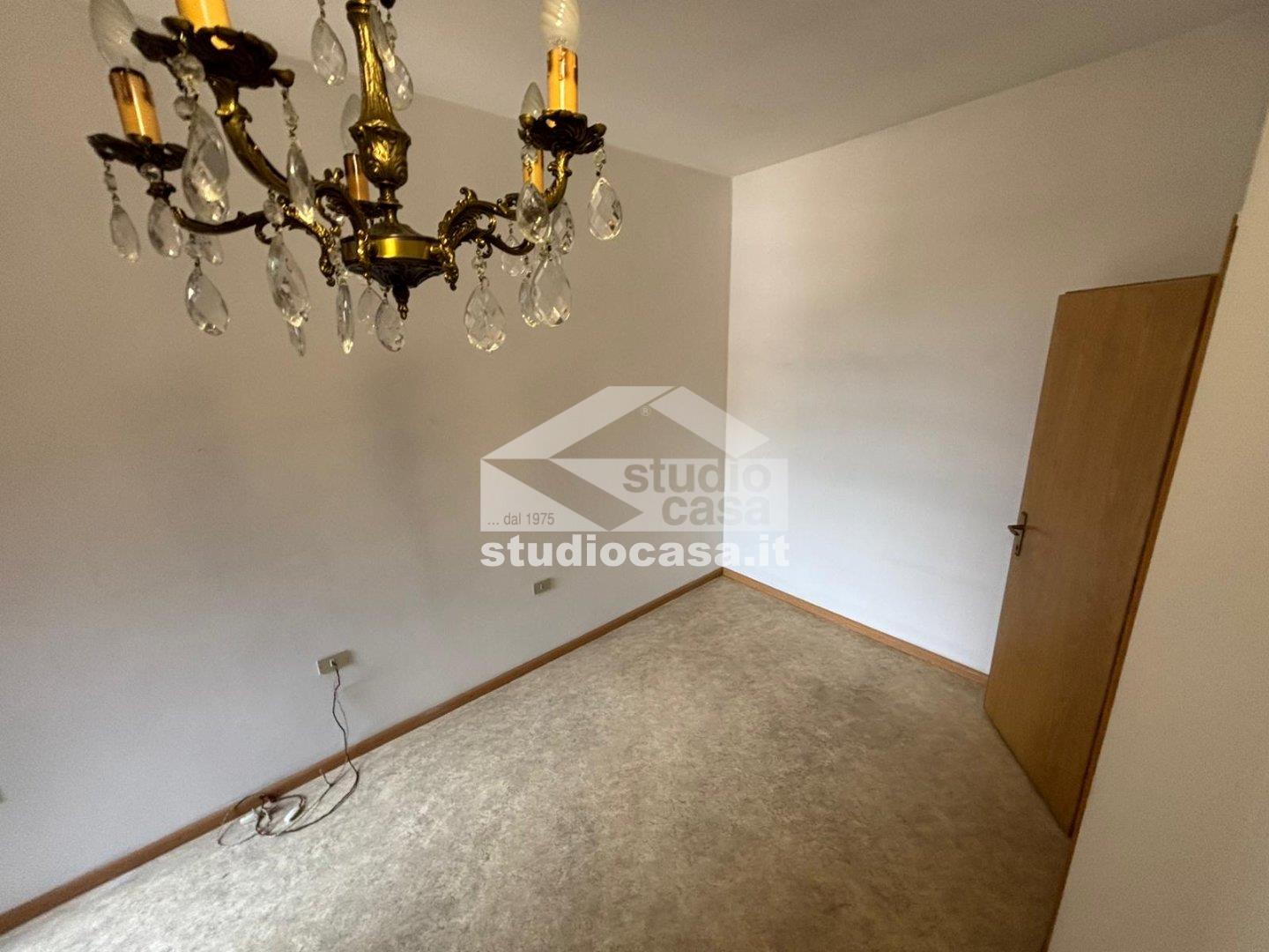 Casa Unifamiliare in vendita a Cimone