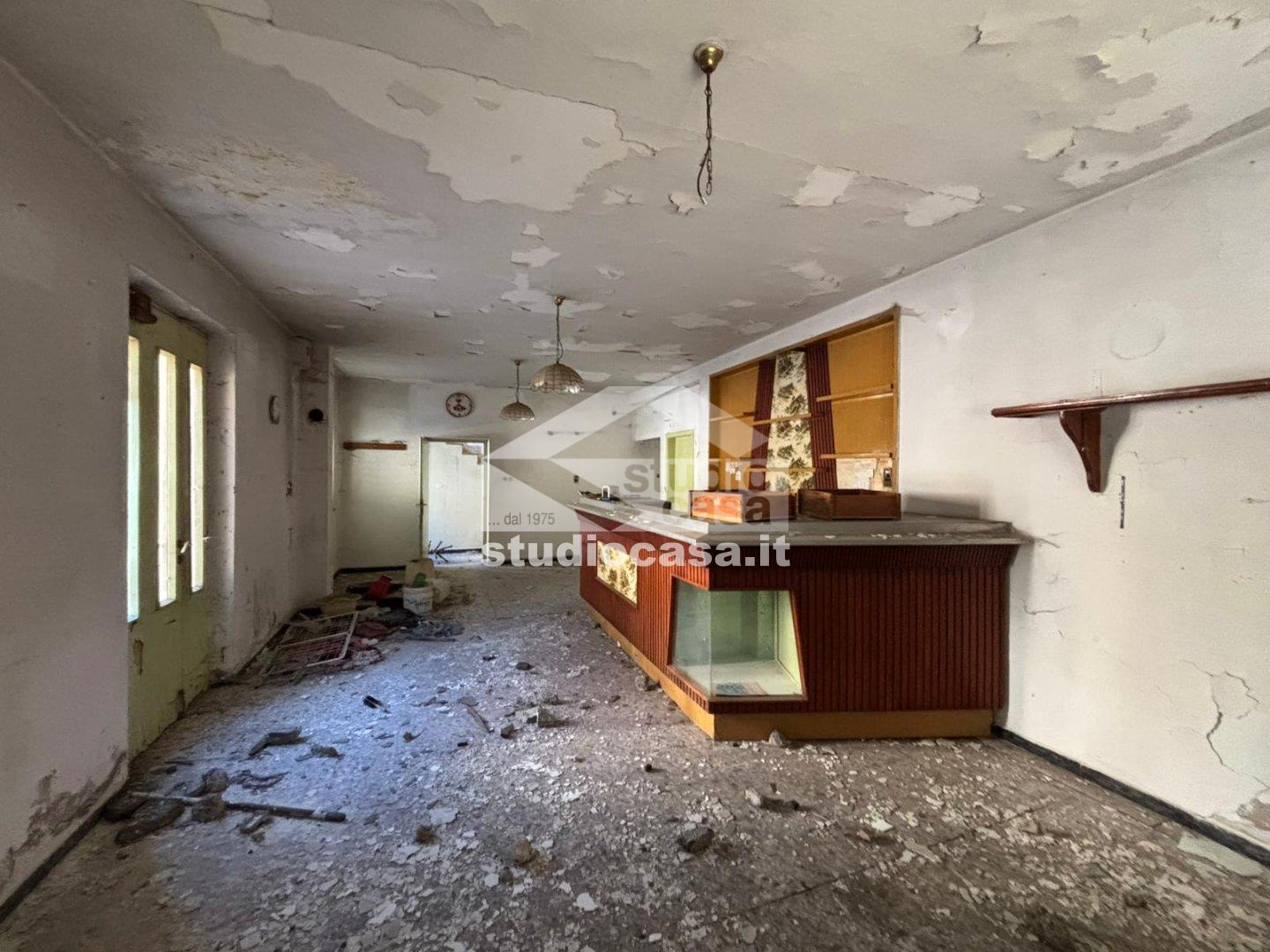 Albergo / Hotel in vendita a Garniga Terme
