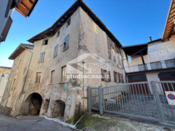 Casa Unifamiliare in vendita a Levico Terme