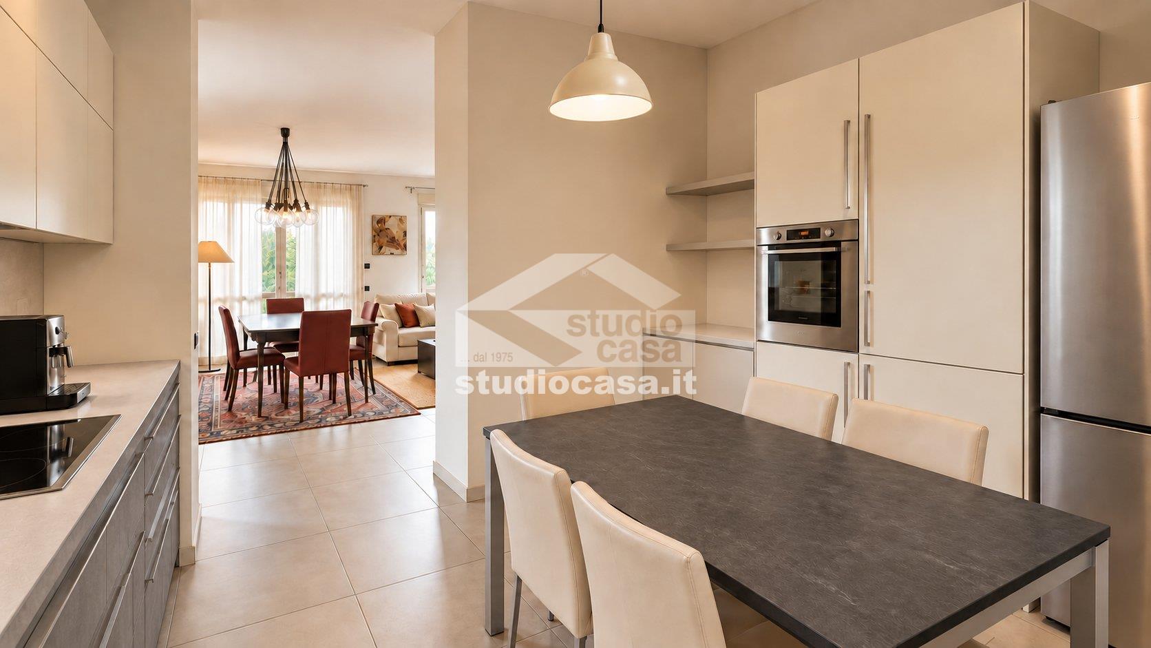 Villa a schiera di testa in vendita a Valbrembo