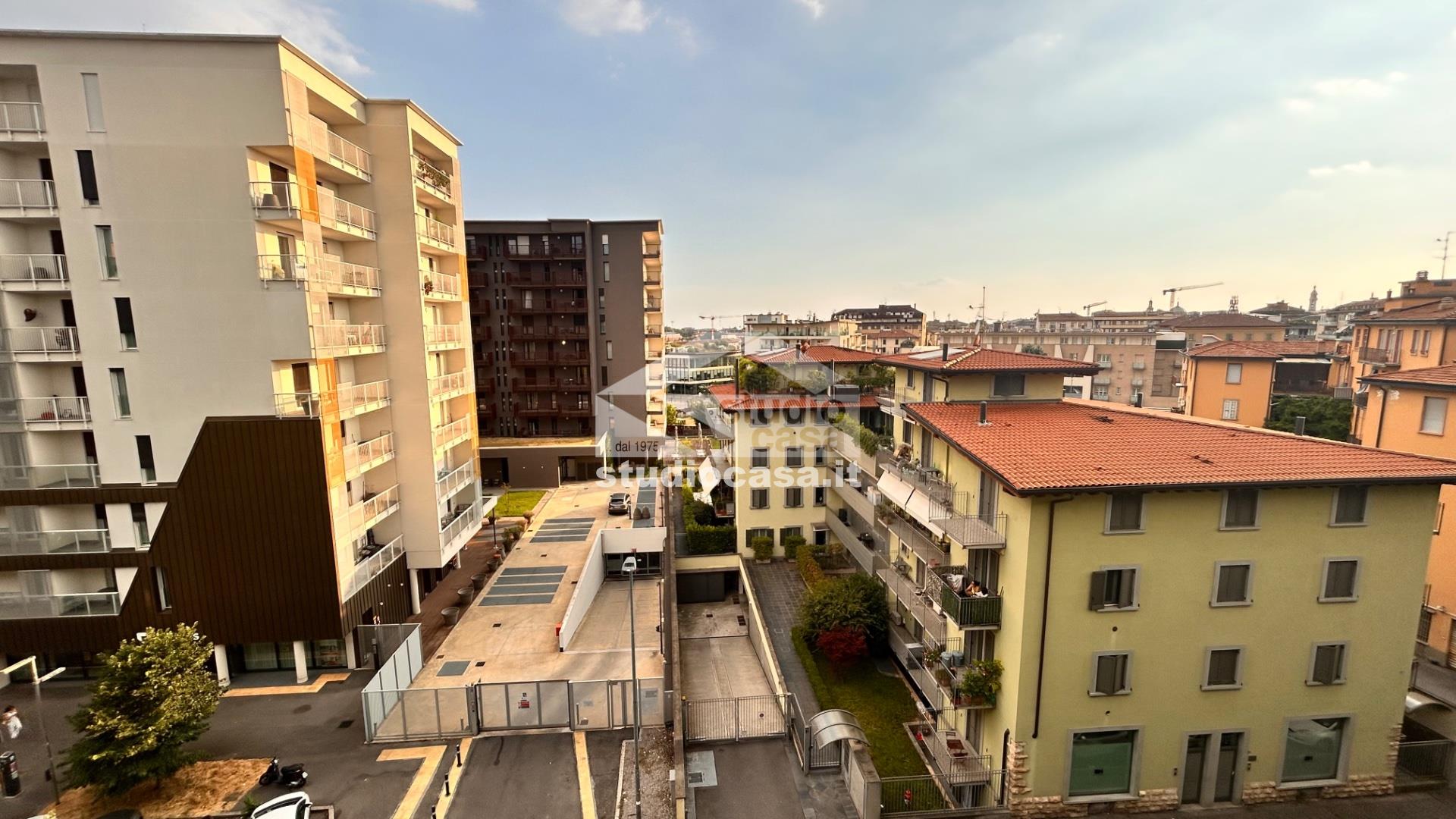 Appartamento in vendita a Bergamo