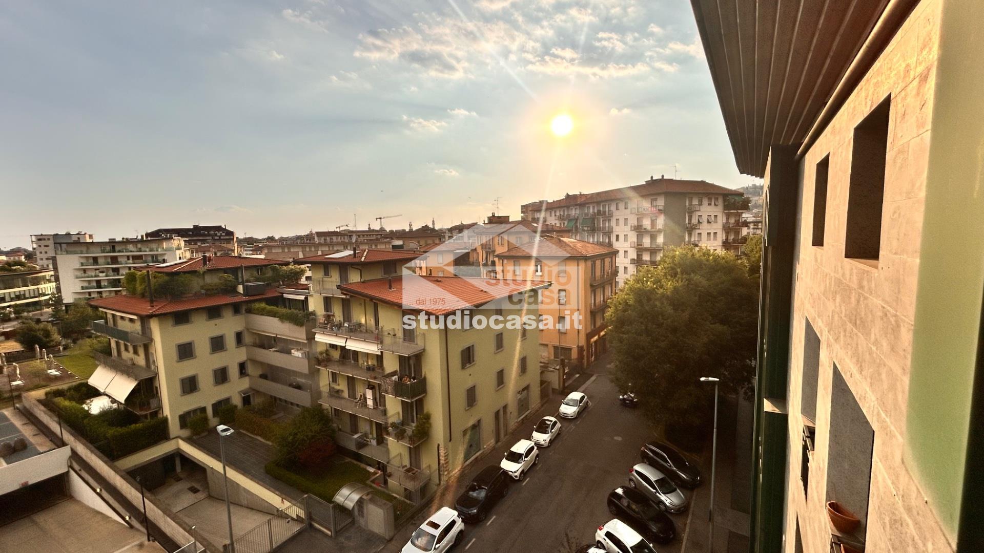Appartamento in vendita a Bergamo