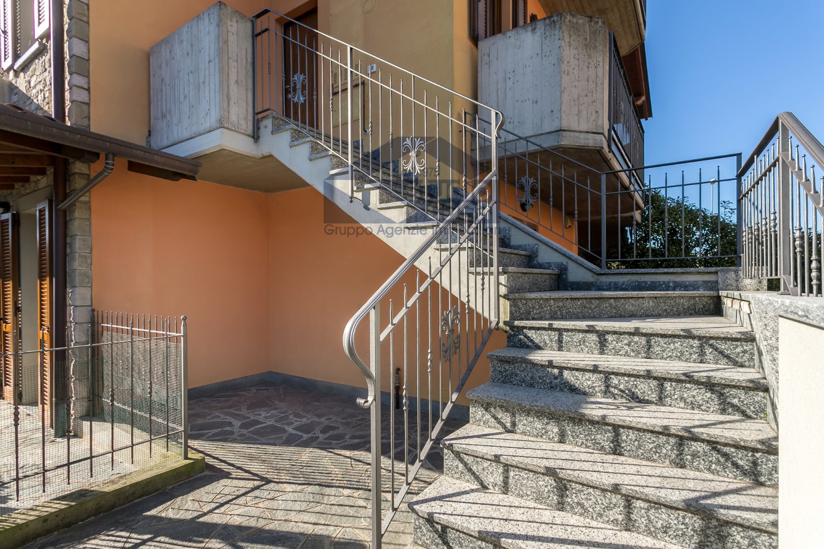 Appartamento in vendita a Scanzorosciate