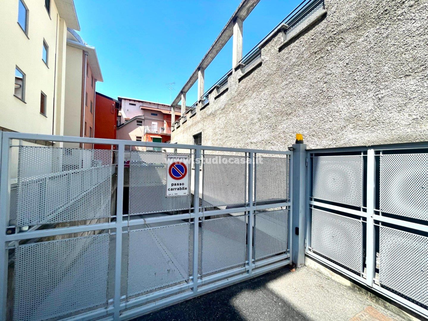 Posto auto scoperto in vendita a Bergamo