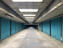 Box / Autorimessa in vendita a Bergamo