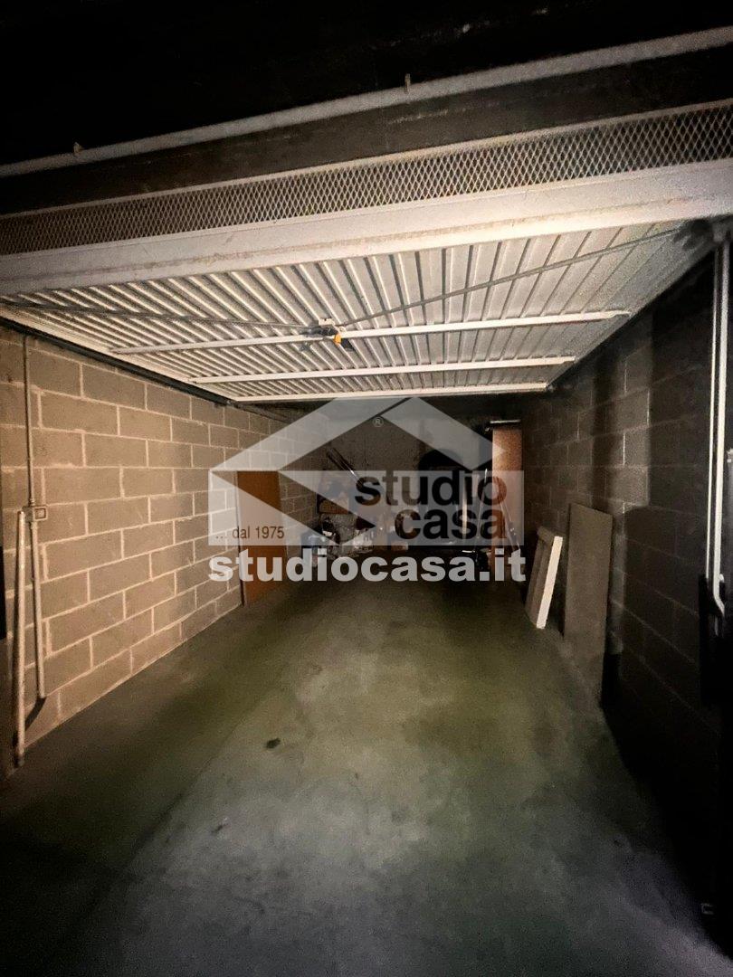 Box / Autorimessa in vendita a Landriano