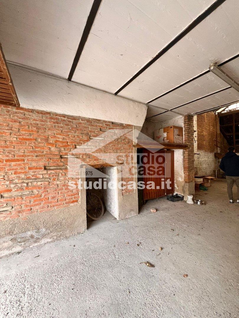 Cantina in vendita a Villanterio