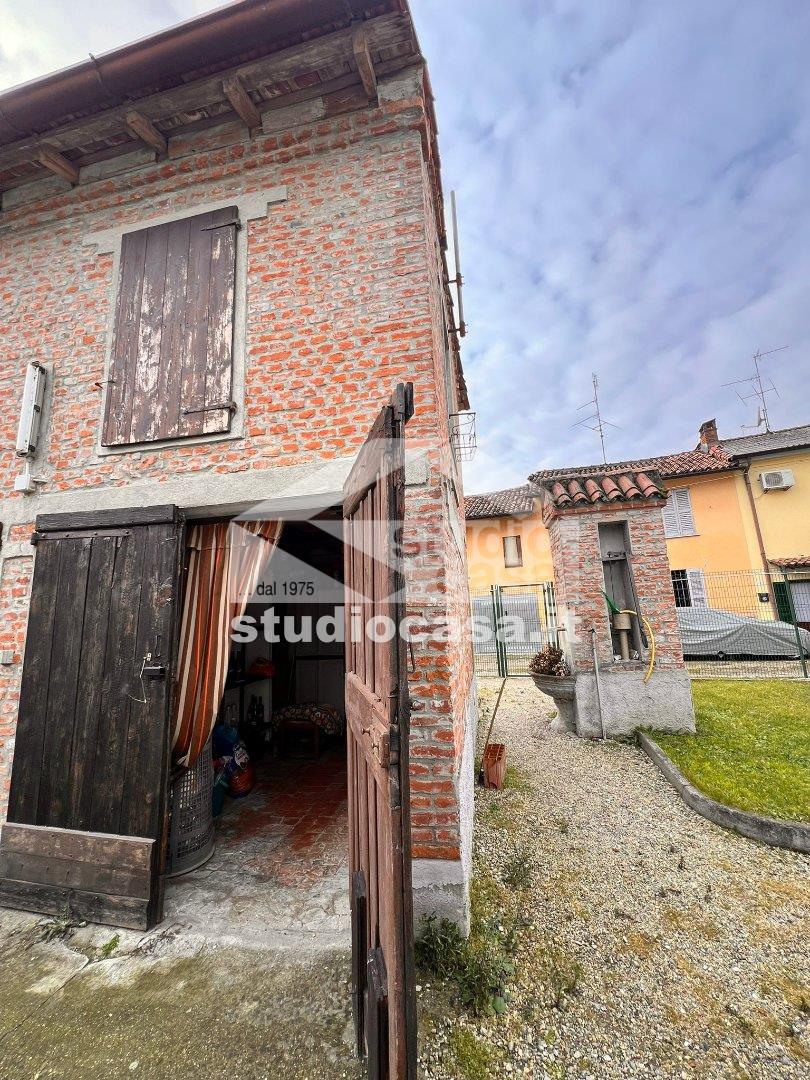 Cantina in vendita a Villanterio