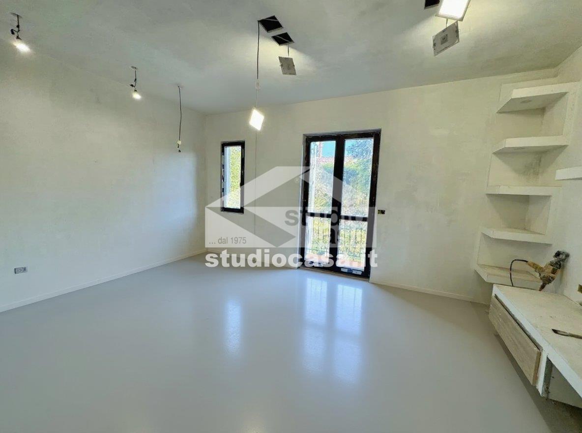 Appartamento in Villa in vendita a Torrevecchia Pia