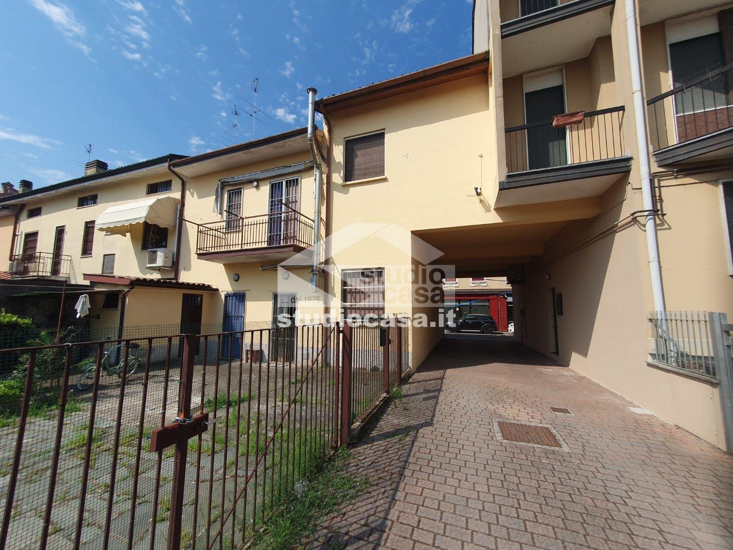 Lavanderia in vendita a Vidigulfo