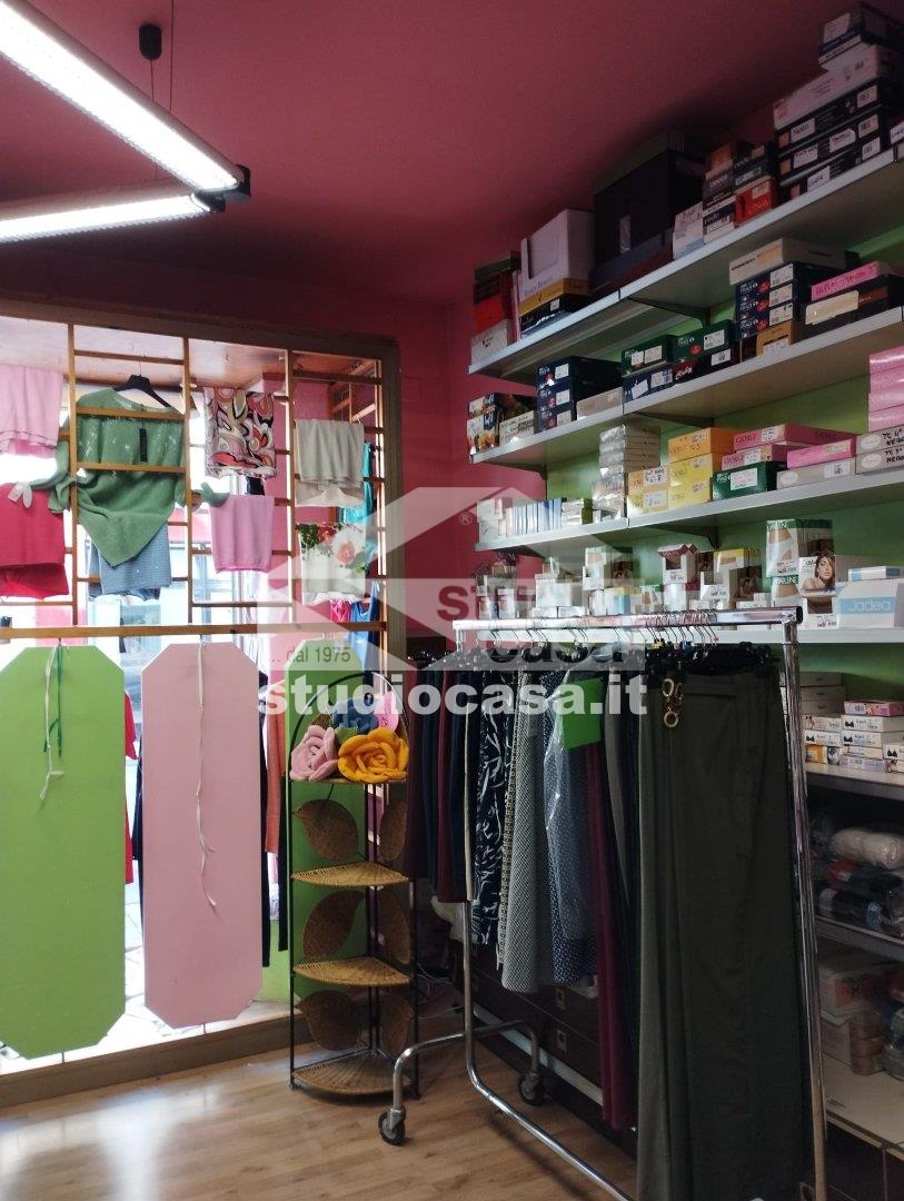Lavanderia in vendita a Vidigulfo