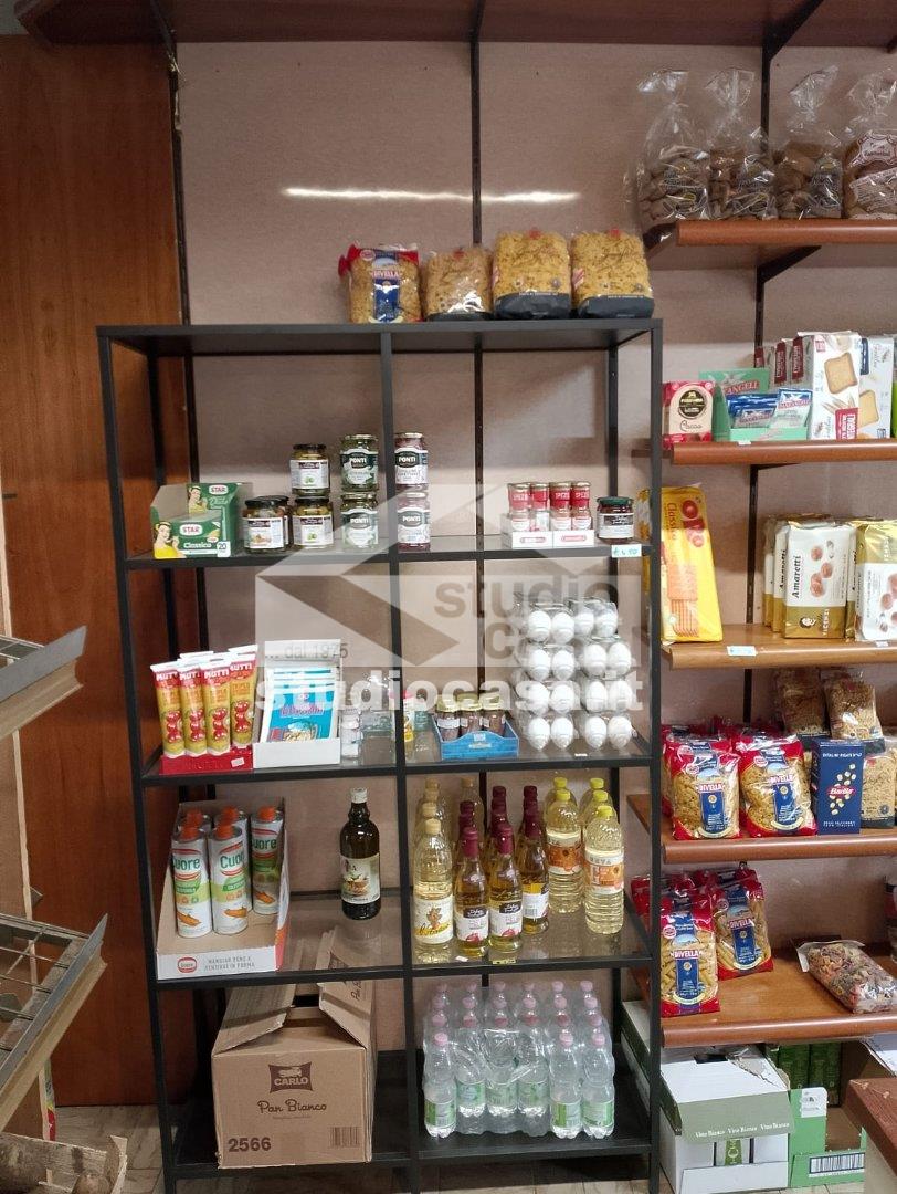 Negozio in vendita a Vistarino