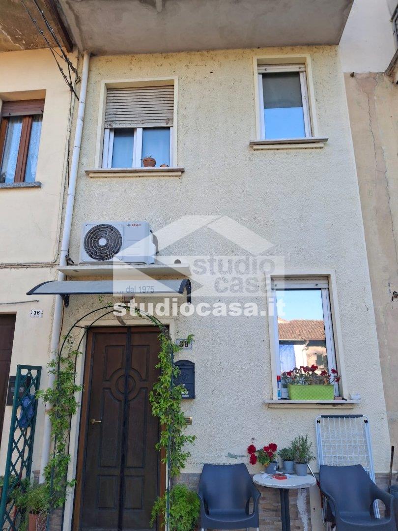 Casa Unifamiliare in vendita a Pieve Porto Morone