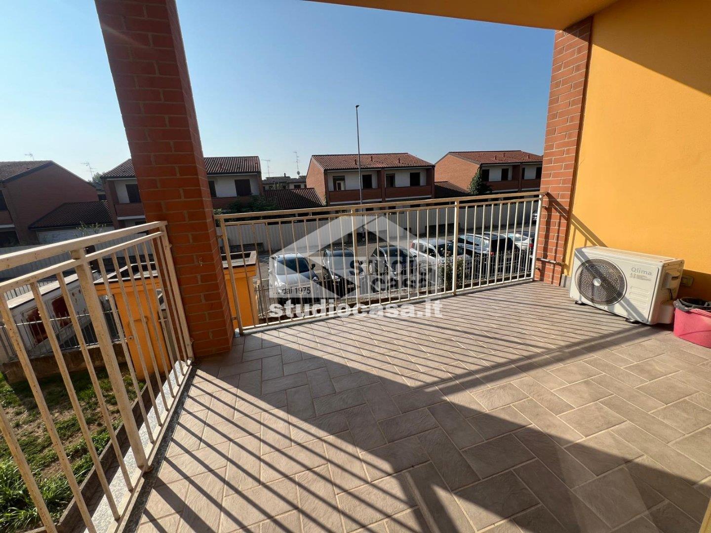 Appartamento in affitto a Valera Fratta