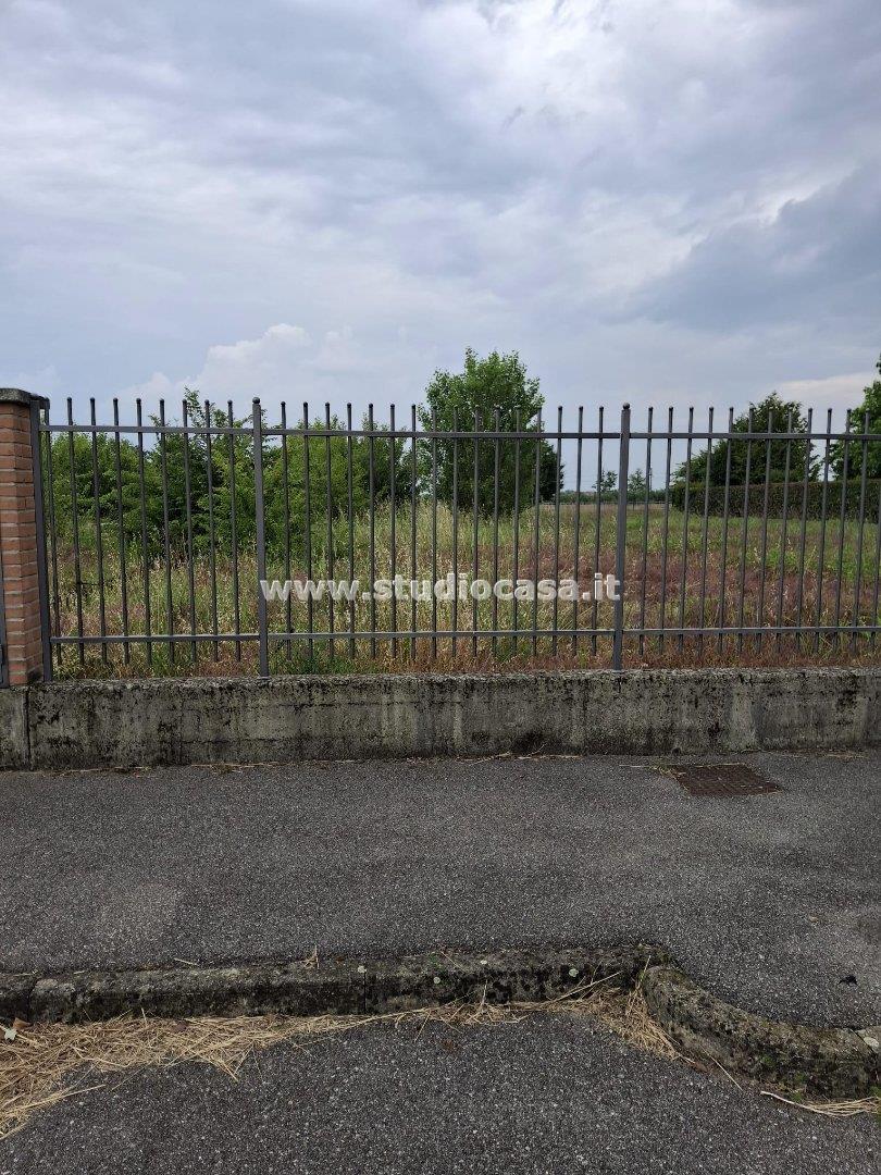 Terreno Residenziale in vendita a Pavia