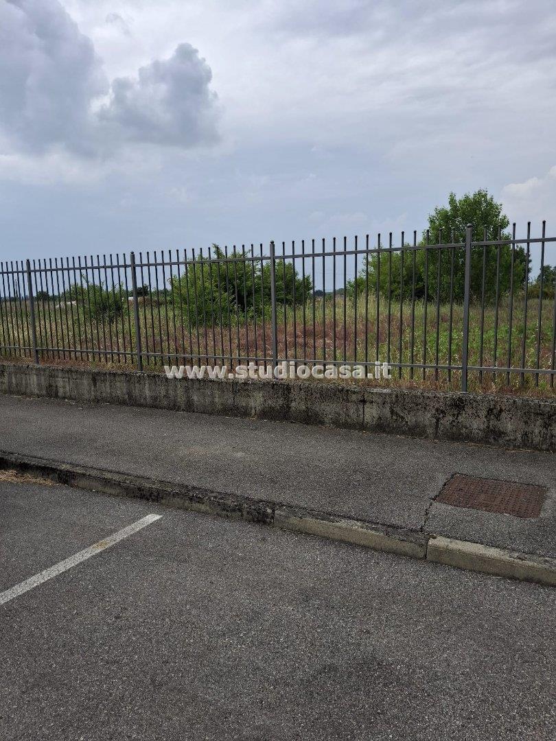Terreno Residenziale in vendita a Pavia