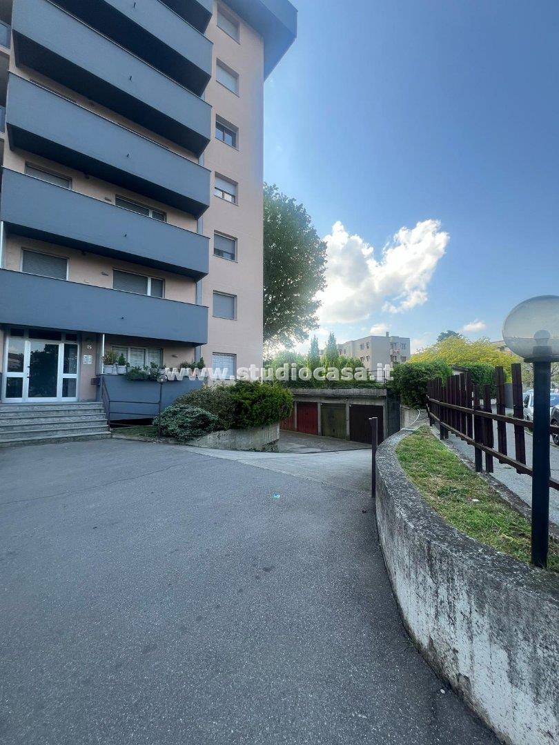 Box / Autorimessa in vendita a Lodi