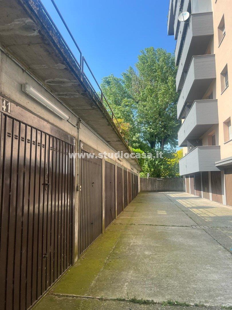 Box / Autorimessa in vendita a Lodi