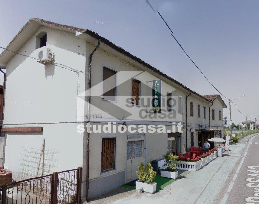 Villa Plurifamiliare in vendita a Villanterio